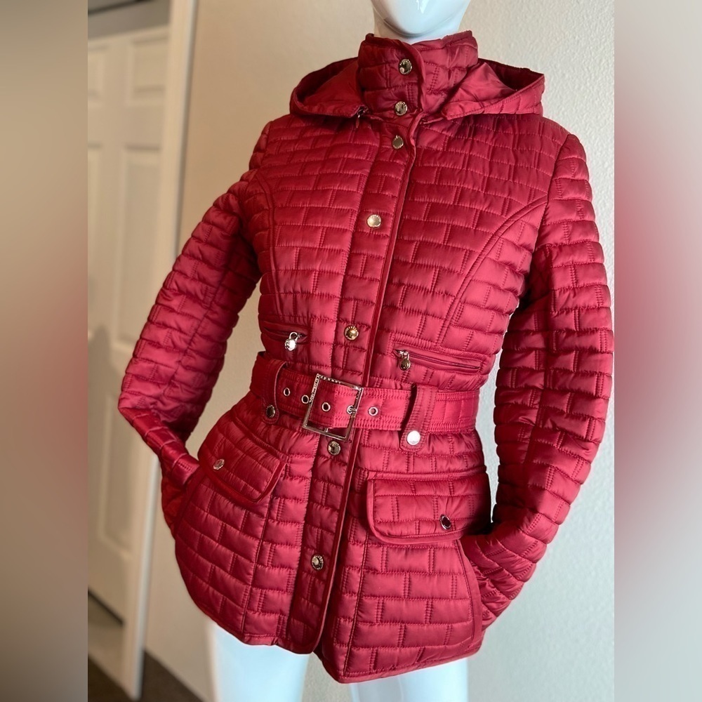 Laundry By Shelli Segal~Red Quilted Coat~Zip-Up & Snap~Pockets~Hood~Belt~Size S - Picture 3 of 16